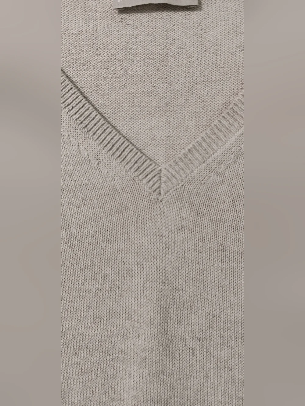Everlane V-Neck Sweater in Heather Gray - Picture 2 of 11